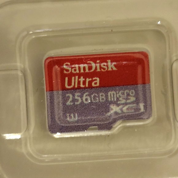Sandisk 256 GB Micro SD Card Ultra Memory Card with MicroSD to SD Adapter - Picture 2 of 4